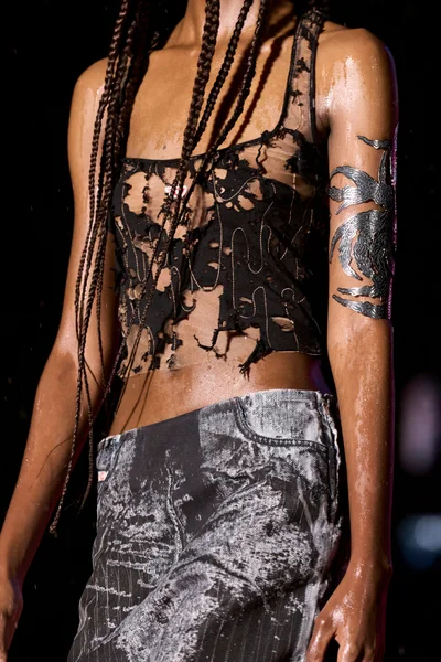 Look 35
